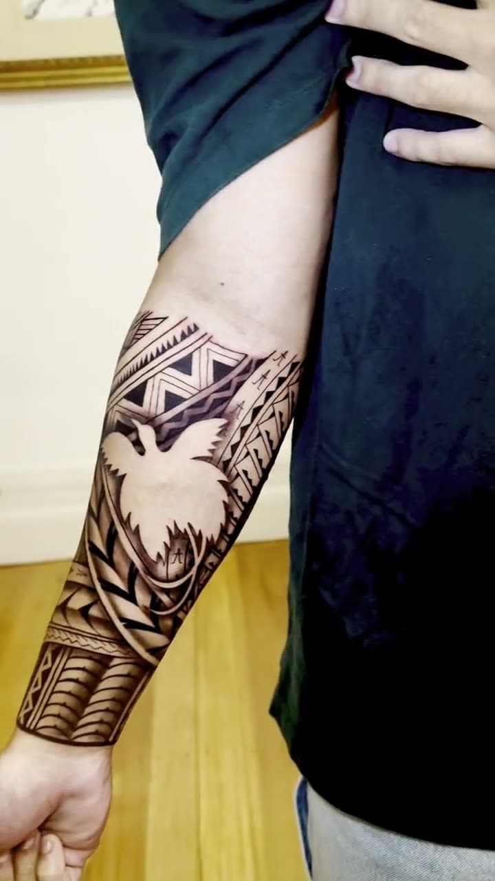 PNG Tribal Forearm Wrap